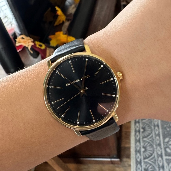 Michael Kors Pyper Watch Black and Gold Leather Strap 38mm - Picture 5 of 12
